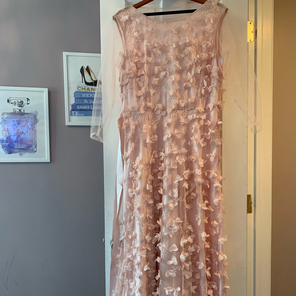 A long sleeve occasional dress